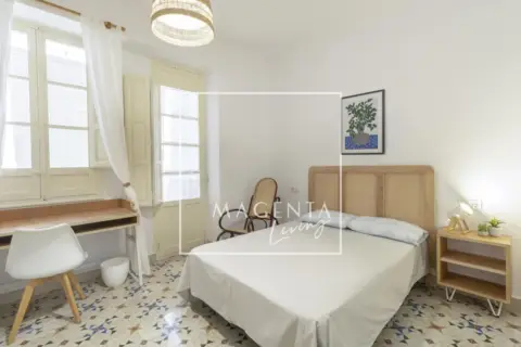 Habitación en calle del Poeta Quintana
