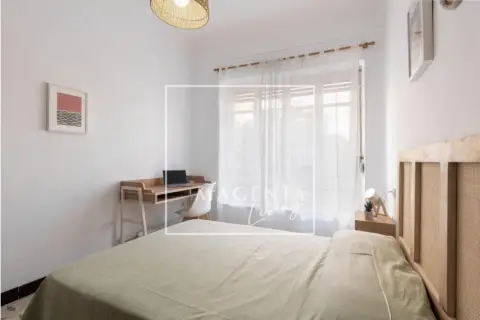 Habitación en calle del Poeta Quintana