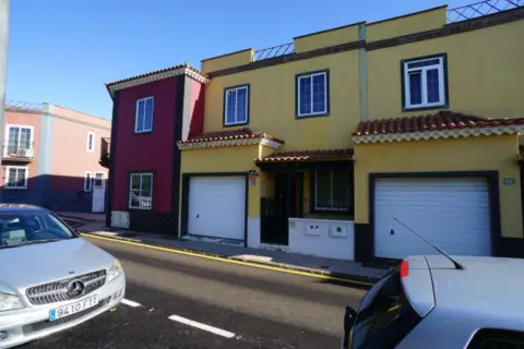 Casa pareada en San Cristóbal de La Laguna Capital