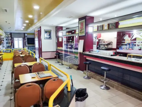 Local comercial en calle S.Zadornil