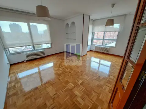 Piso en calle de Soria