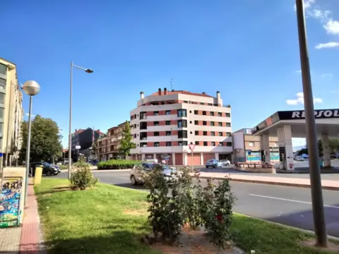 Local comercial en calle de Piqueras