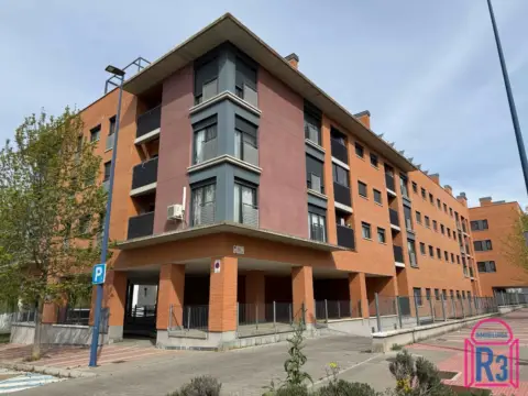 Apartamento en calle Laura de los Ríos