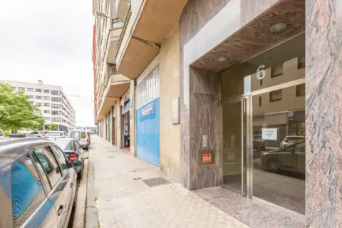 Piso en calle de Zolina, 6