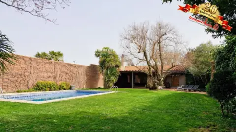 Chalet en calle Navajo, 18