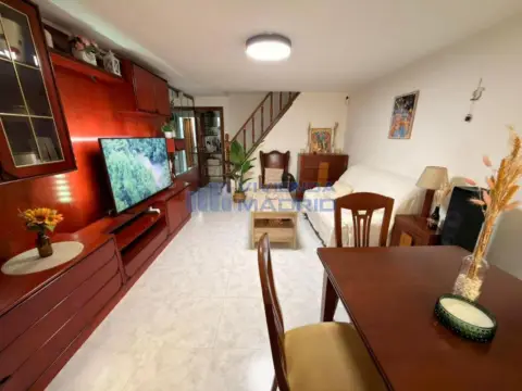 Chalet en calle de la Vedra