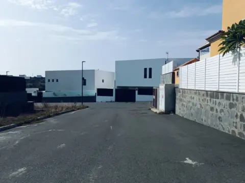 Terreno en calle Arquitecto Laureano Arroyo, 99