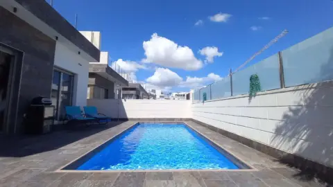 Chalet en Villamartin