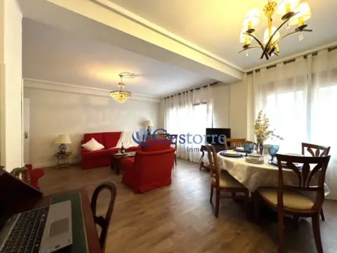 Piso en calle del Palacio Valdés, 6