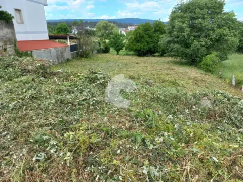 Terreno en Seixalbo