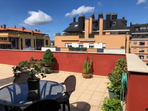 Piso en calle Avd de Lisboa