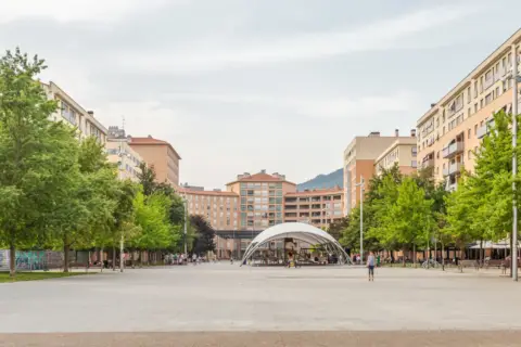 Local comercial en Paseo de Anelier