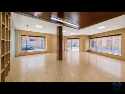 Local comercial en Tetuan