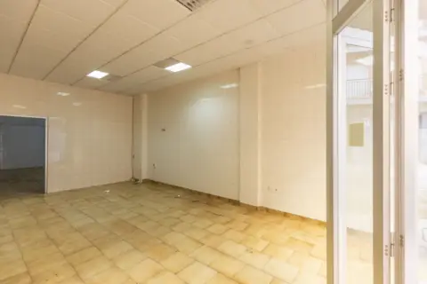 Local comercial en Foios