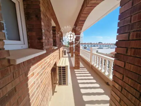 Chalet en Urb. Mediterraneo