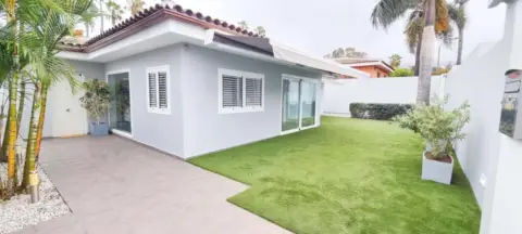 Chalet en San Antonio-Las Arenas