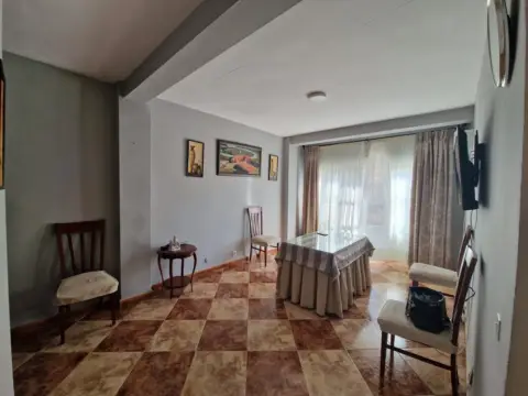 Piso en Barriada Ntro. Padre Jesús.
