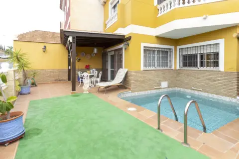 Chalet en Zona Norte