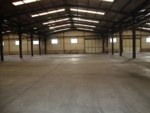 Nave industrial en calle Cr Entrena