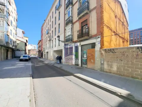 Local comercial en calle S.Dorotea