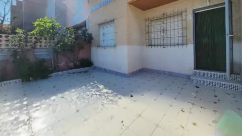 Piso en Avenida del Puerto, 115