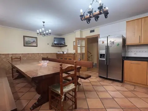 Casa en Avenida de los Caballeros Templarios