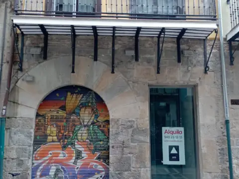 Local comercial en calle de la Zapatería, 46