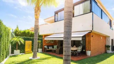 Chalet en calle calle Pintor Domingo Valdiveso, nº 41