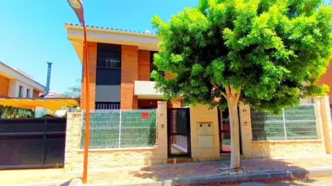 Chalet en calle calle Pintor Domingo Valdiveso, nº 41