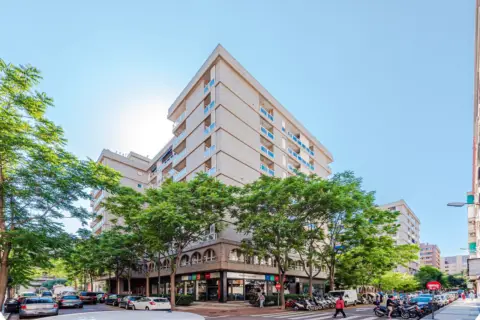 Piso en Avenida de Cesáreo Alierta