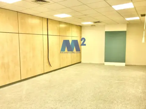 Oficina en Parque Empresarial La Marina