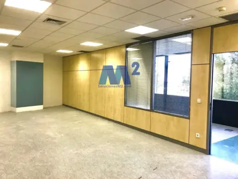 Oficina en Parque Empresarial La Marina