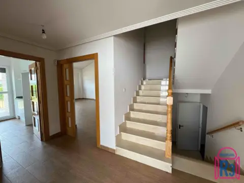 Casa adosada en Urbanización Arroyo del Truévano