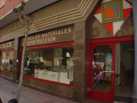 Local comercial en calle del Benemérito Cuerpo de la Guardia Civil