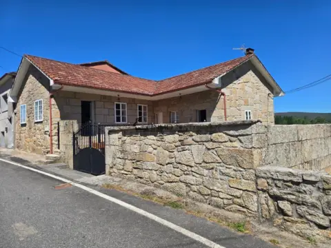 Casa en Campolameiro