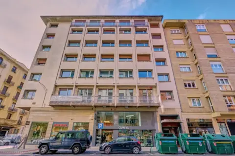 Oficina en Ensanches - Zabalguneak