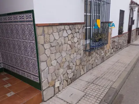 Casa adosada en Centro