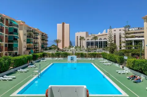 Apartamento en Avenida Juan Carlos I