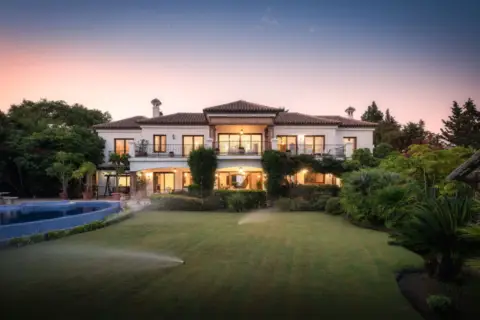 Chalet en Núcleo