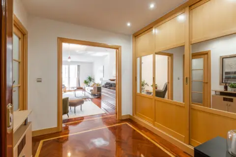 Piso en calle de Irunlarrea, 59