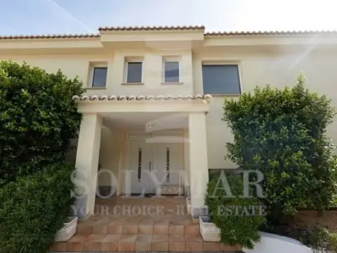 Chalet en calle Monterico