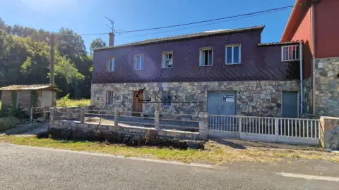 Casa pareada en Forcarei