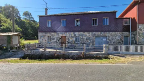 Casa pareada en Forcarei