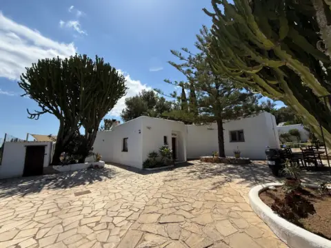 Chalet en San Rafael