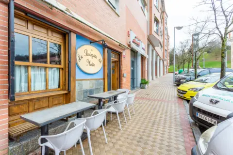 Local comercial en calle Concejo Señorio Etxalaz