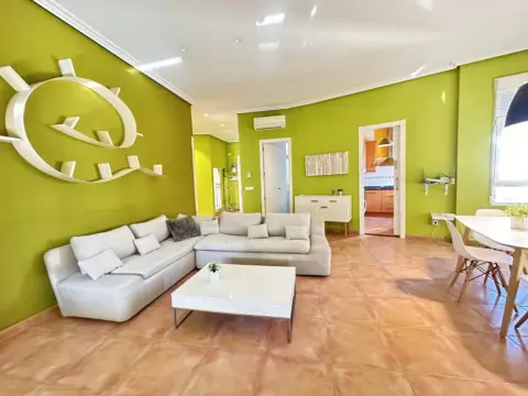 Piso en Carrer de Romeu de Corbera, 16