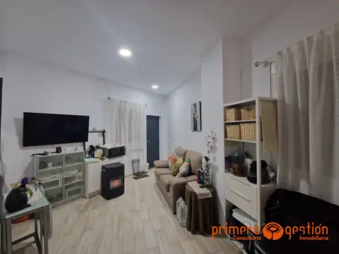 Casa en Los Pisos - Mercadona