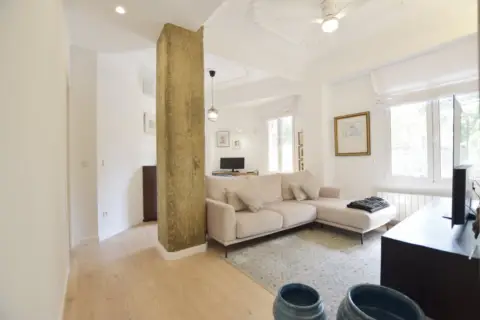 Piso en Avinguda de Peris y Valero