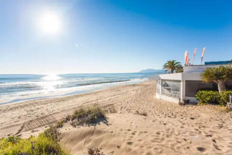 Apartamento en Costabella-El Rosario-Ricmar