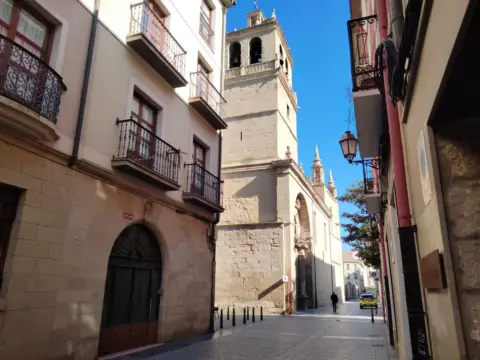 Local comercial en Casco Antiguo